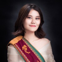 Cristine F.