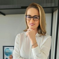 Monique Sirena Maschio.