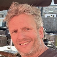 Lee Tompkin