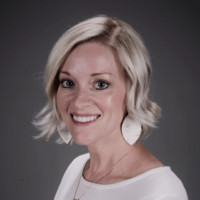 Lindsay Carter
