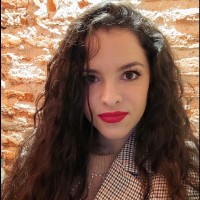 Angelines Chica Moral