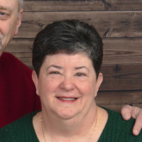Gayle Davet