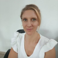 Anne Benezech