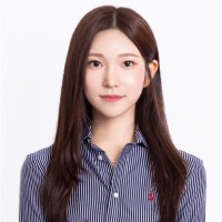 Esther Jihye Lee