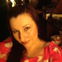 Laura Henrichsen Lescano