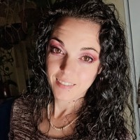 Saundra Hoffman