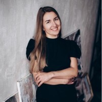 Oksana Hopkins