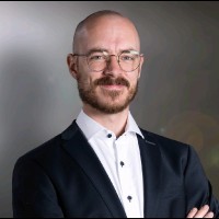 Pascal Schneider