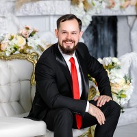 Антон Щёгутов