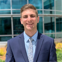 Austin Broussard, R.T. (T), Fse 1