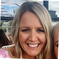 Lauren Broomfield