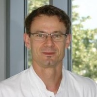 Dr. Med. Roland Glöckner