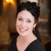 Lynn Thompson