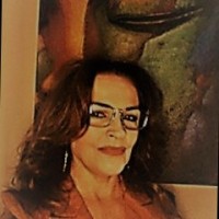 Suzanne Saunders