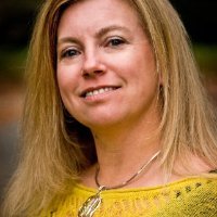 Elizabeth Thiel Mather, APR