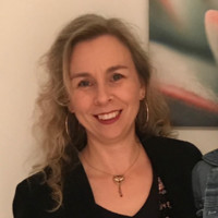 Karen Gwynne