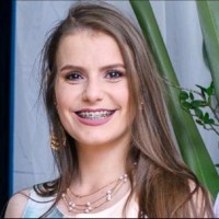 Mônica Maculan