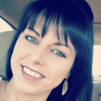 Kelly Grucello, Has