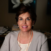 Lori Bush, CPM