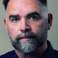 Éanna Ó.