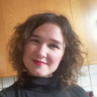 Laura Mosti