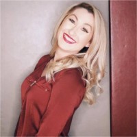 Amanda Baker, Med