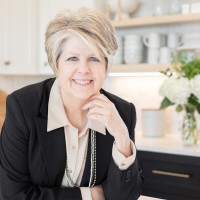 Iris Schuetz