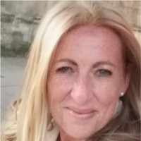 Angela Harnick