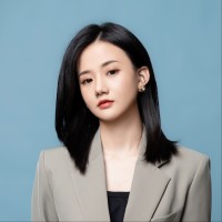 Yili Zou