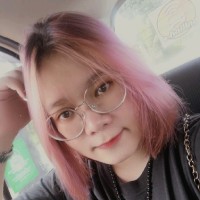 Lee Angela