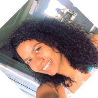 Poliana Neves