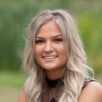 Mikayla Tomlinson