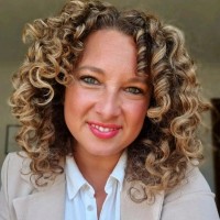 Sara Barrow, Acipr