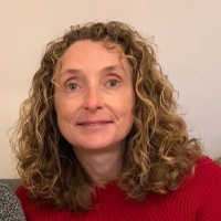 Elaine Hollins (Matthews)