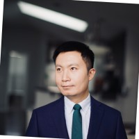 Hongyi W.