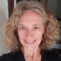 Isabelle Decker