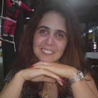 Andrea Gomes