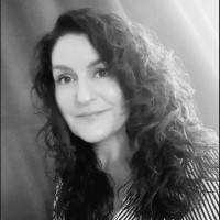 Lea Van De Hoef