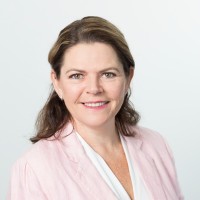 Tracey Van Der Walt