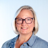 Cathy Leonard
