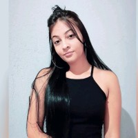 Monique Araújo