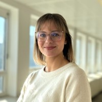 Laura F.