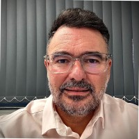 Darren Lewis