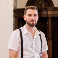 Максим Данько