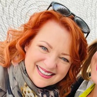 Julie Stow