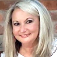 Kelly Reynolds, Rn