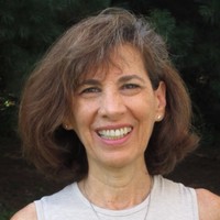 Beth Leonard