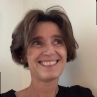 Véronique Hénault