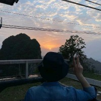 邹雨露