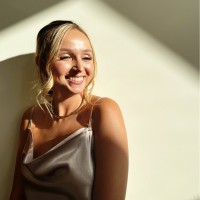 Abbey Barry